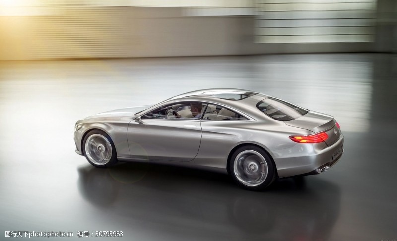 奔驰双门跑车图片素材