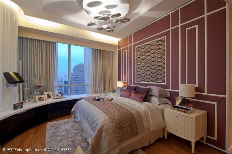 床头现代时尚卧室银色异形吊灯室内装修效果图