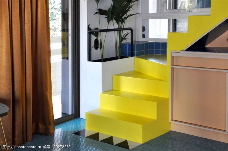时尚装修现代清新时尚黄色楼梯室内装修效果图