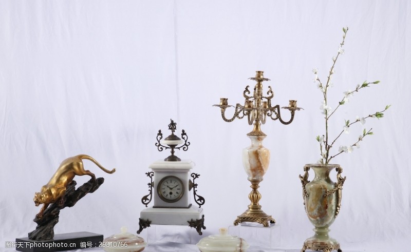 家居装饰素材欧式时钟花瓶烛台摆件组合图